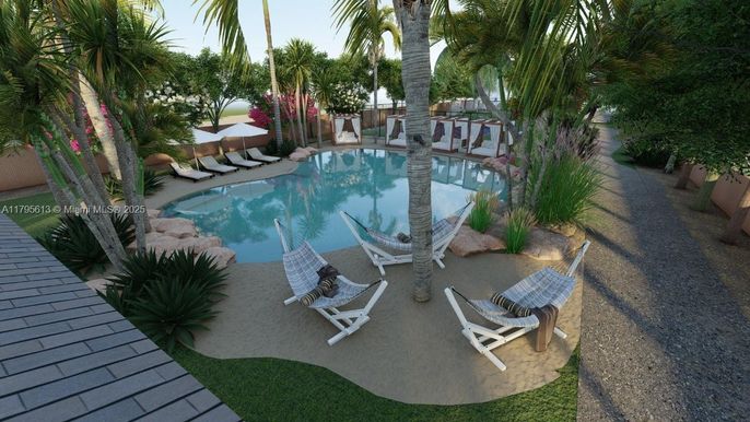 Exterior, Pool