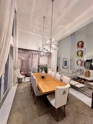 Chandelier, Dining room, Interior, Living room, Pendant Lights, Recessed Lighting