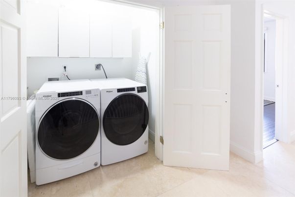 Interior, Washer