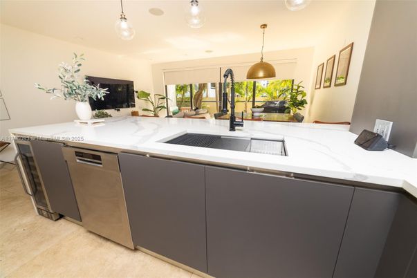 Interior, Kitchen, Pendant Lights, Stainless Steel Appliances