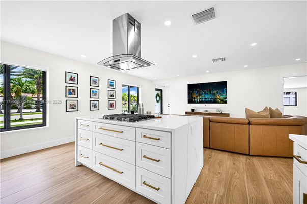 Interior, Kitchen, Living room, Recessed Lighting, Wood Texture Flooring