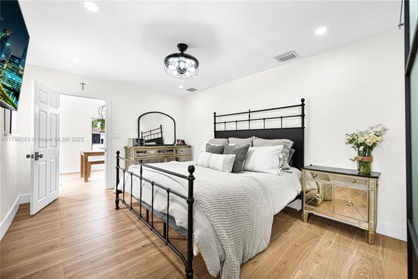 Bedroom, Interior, Recessed Lighting, Wood Texture Flooring