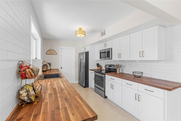 Interior, Kitchen, Stainless Steel Appliances, Wood Texture Flooring