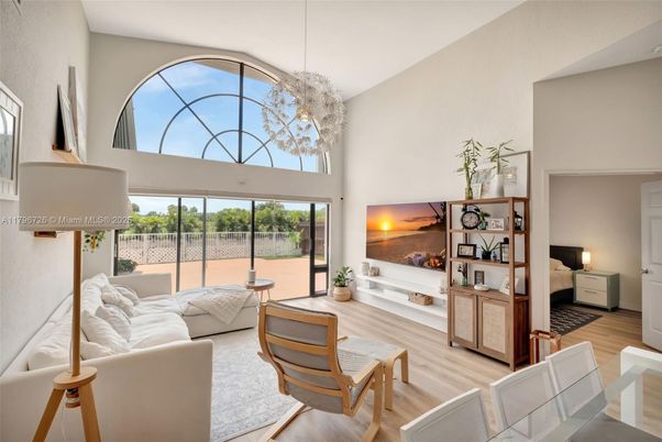 Chandelier, Interior, Living room, Pendant Lights, Wood Texture Flooring