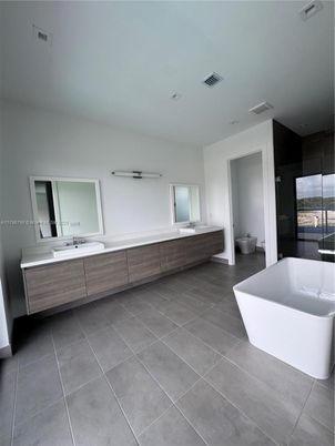 Bathroom, Dual Sink Vanities, Free Standing Baths, Interior