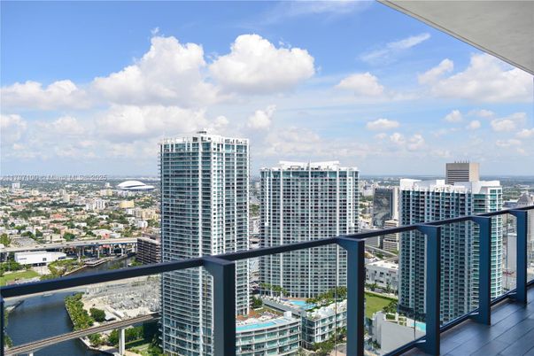 Exterior, Other, Skyline