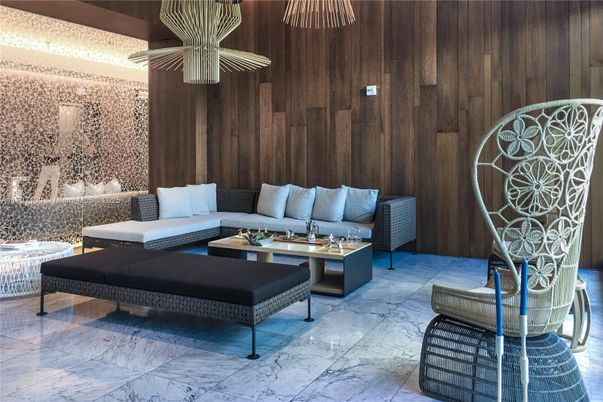 Exterior, Interior, Living room, Marble