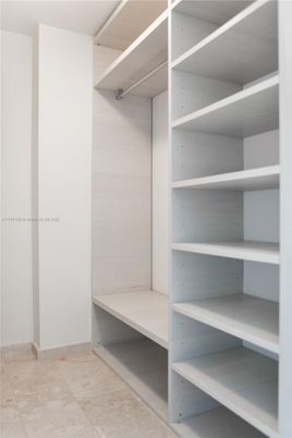 Interior, Walk-in Closets