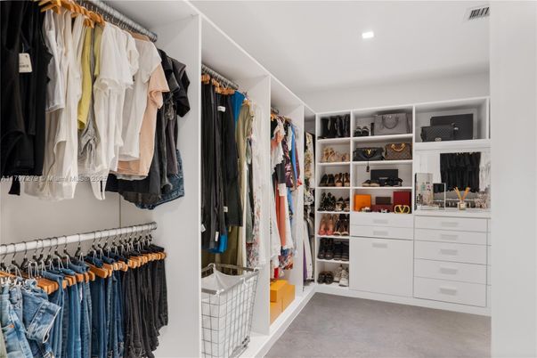 Interior, Recessed Lighting, Walk-in Closets