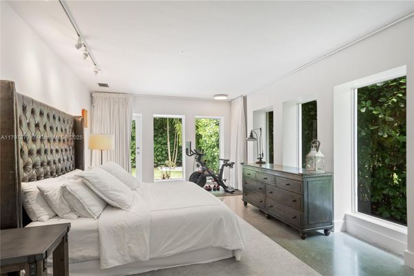 Bedroom, Fitness Equipment, Interior
