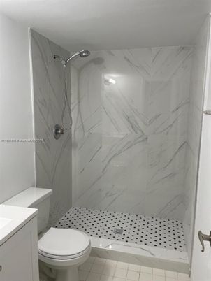 Bathroom, Interior, Marble Walls
