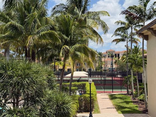 Exterior, Tennis Courts
