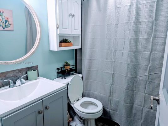 Bathroom, Interior