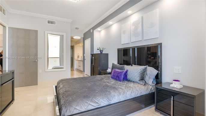 Bedroom, Interior, Recessed Lighting