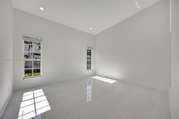 Empty room, Interior, Marble, Recessed Lighting