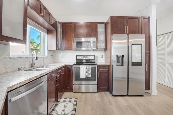 Interior, Kitchen, Stainless Steel Appliances, Wood Texture Flooring