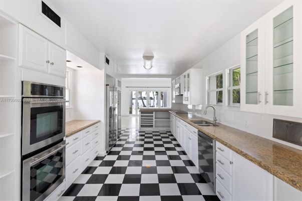 Interior, Kitchen, Stainless Steel Appliances