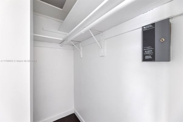 Interior, Walk-in Closets