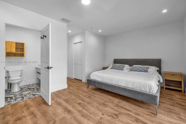 Bathroom, Bedroom, Interior, Recessed Lighting, Wood Texture Flooring