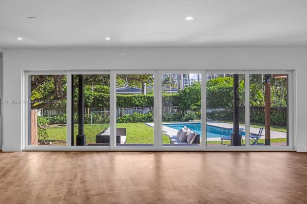 Empty room, Interior, Recessed Lighting, Sun Room, Wood Texture Flooring
