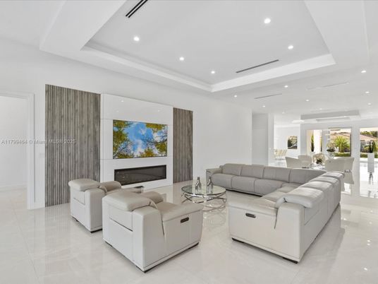 Fireplace, Interior, Living room, Recessed Lighting