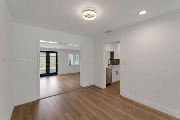 Empty room, Interior, Recessed Lighting, Wood Texture Flooring