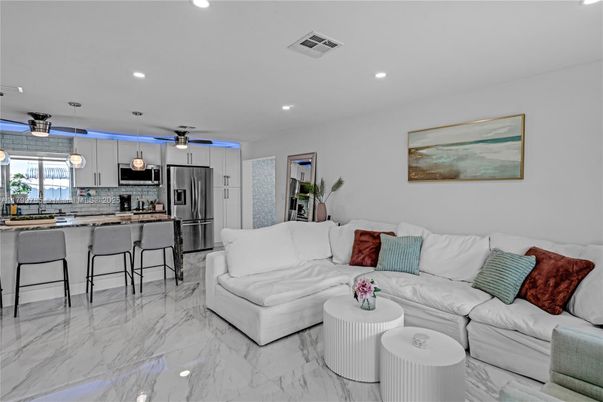 Interior, Kitchen, Living room, Marble, Pendant Lights, Recessed Lighting, Stainless Steel Appliances