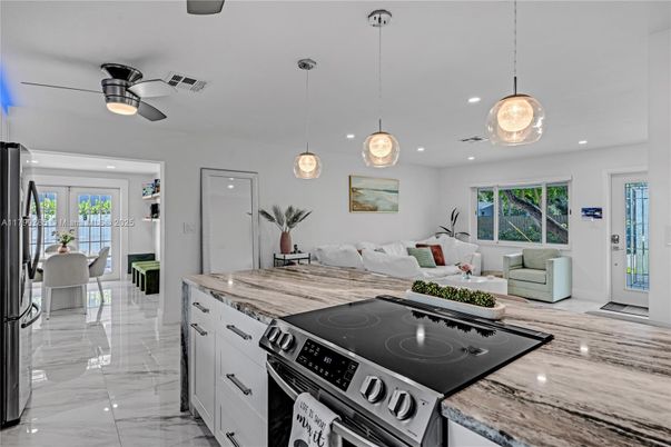 Interior, Kitchen, Living room, Marble, Pendant Lights, Recessed Lighting