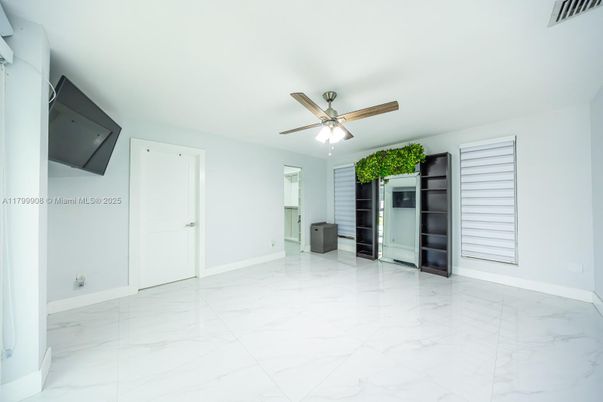 Empty room, Interior, Marble