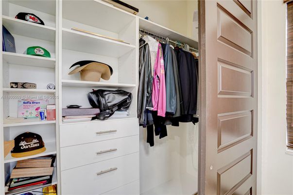Interior, Walk-in Closets