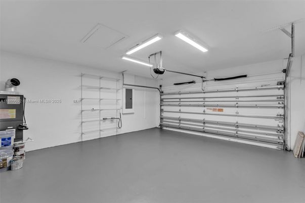 Garage, Interior