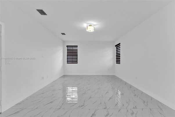 Empty room, Interior, Marble
