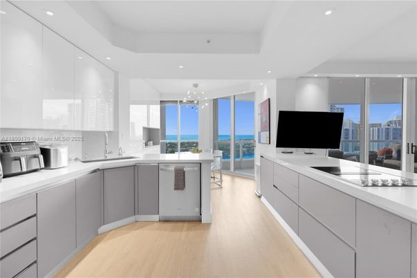 Interior, Kitchen, Pendant Lights, Recessed Lighting, Stainless Steel Appliances, Water, Wood Texture Flooring