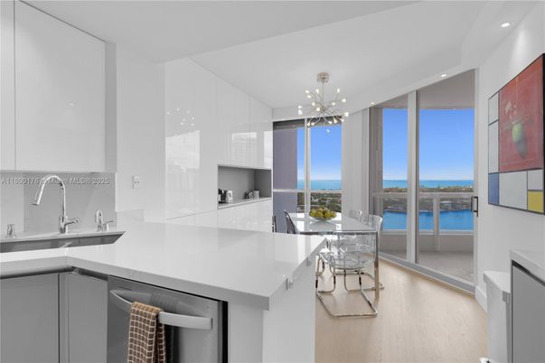 Dining room, Interior, Kitchen, Pendant Lights, Recessed Lighting, Water, Wood Texture Flooring