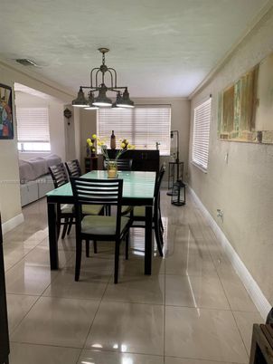 Chandelier, Dining room, Interior