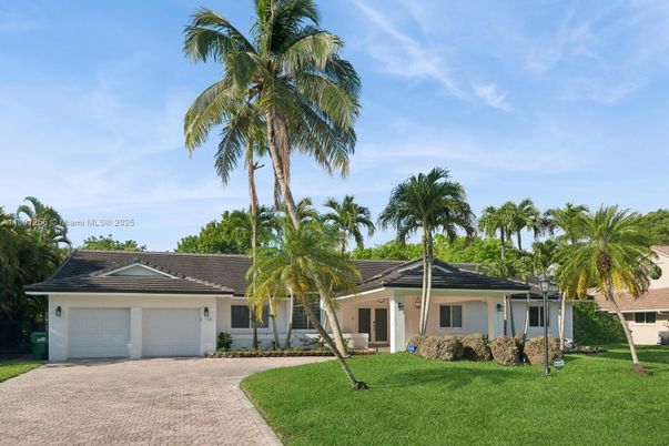 Attached, Backyard, Exterior, Facade, Ranch