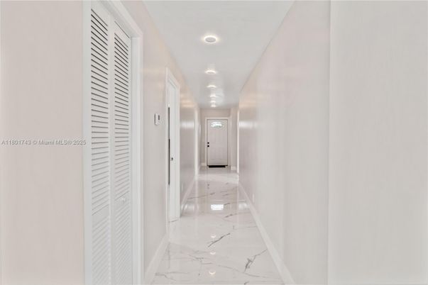 Interior, Marble, Recessed Lighting
