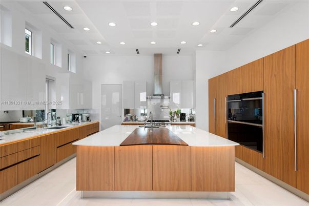Interior, Kitchen, Recessed Lighting