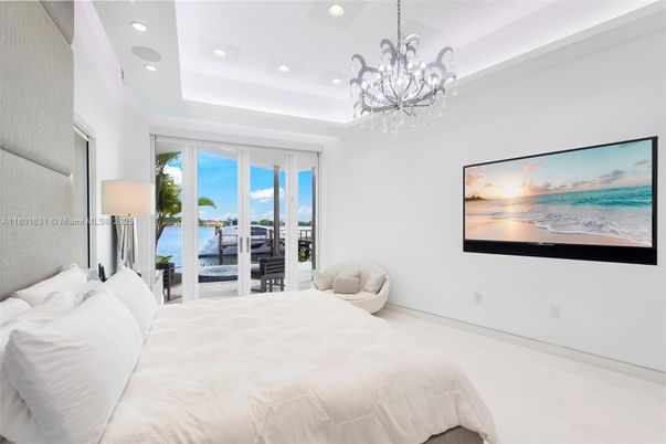 Bedroom, Chandelier, Interior, Recessed Lighting, Water