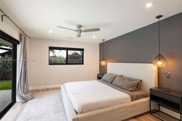 Bedroom, Interior, Pendant Lights, Recessed Lighting, Wood Texture Flooring