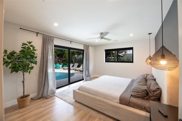 Bedroom, Interior, Pendant Lights, Recessed Lighting, Wood Texture Flooring