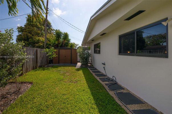 Backyard, Exterior