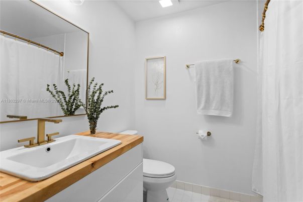 Bathroom, Interior