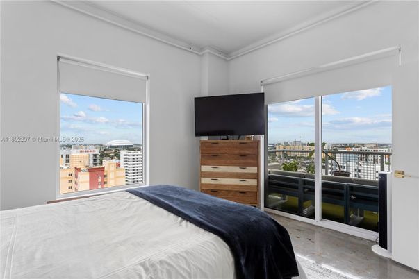 Bedroom, Interior, Water