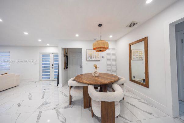 Dining room, Interior, Marble, Pendant Lights, Recessed Lighting