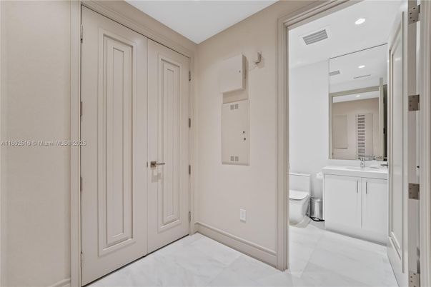 Bathroom, Interior, Marble, Recessed Lighting