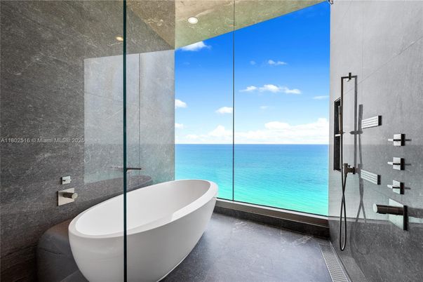Bathroom, Free Standing Baths, Glass Shower, Interior, Water