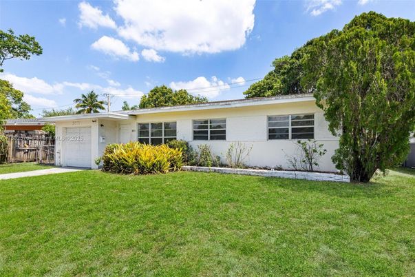 Attached, Backyard, Exterior, Facade, Ranch
