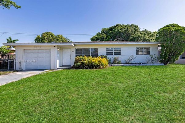 Attached, Backyard, Exterior, Facade, Ranch