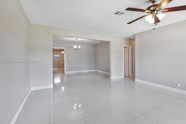 Chandelier, Empty room, Interior